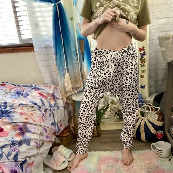 Leopard Harem Joggers - Picture 1 of 11